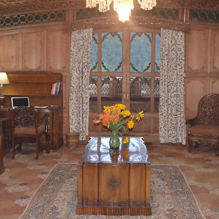فندق نيو أليكساندرا جروب أوف هاوس بوتس Srīnagar المظهر الخارجي الصورة